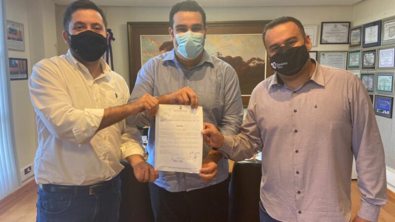 Erick Musso, Armandinho e Denninho intensificam pedido e governo agiliza e integra sistema de transporte