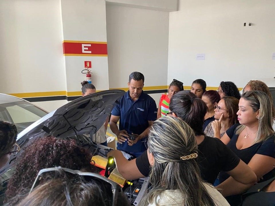 Detran|ES abre inscrições para 4ª edição do curso “Mecânica Básica para Mulheres”