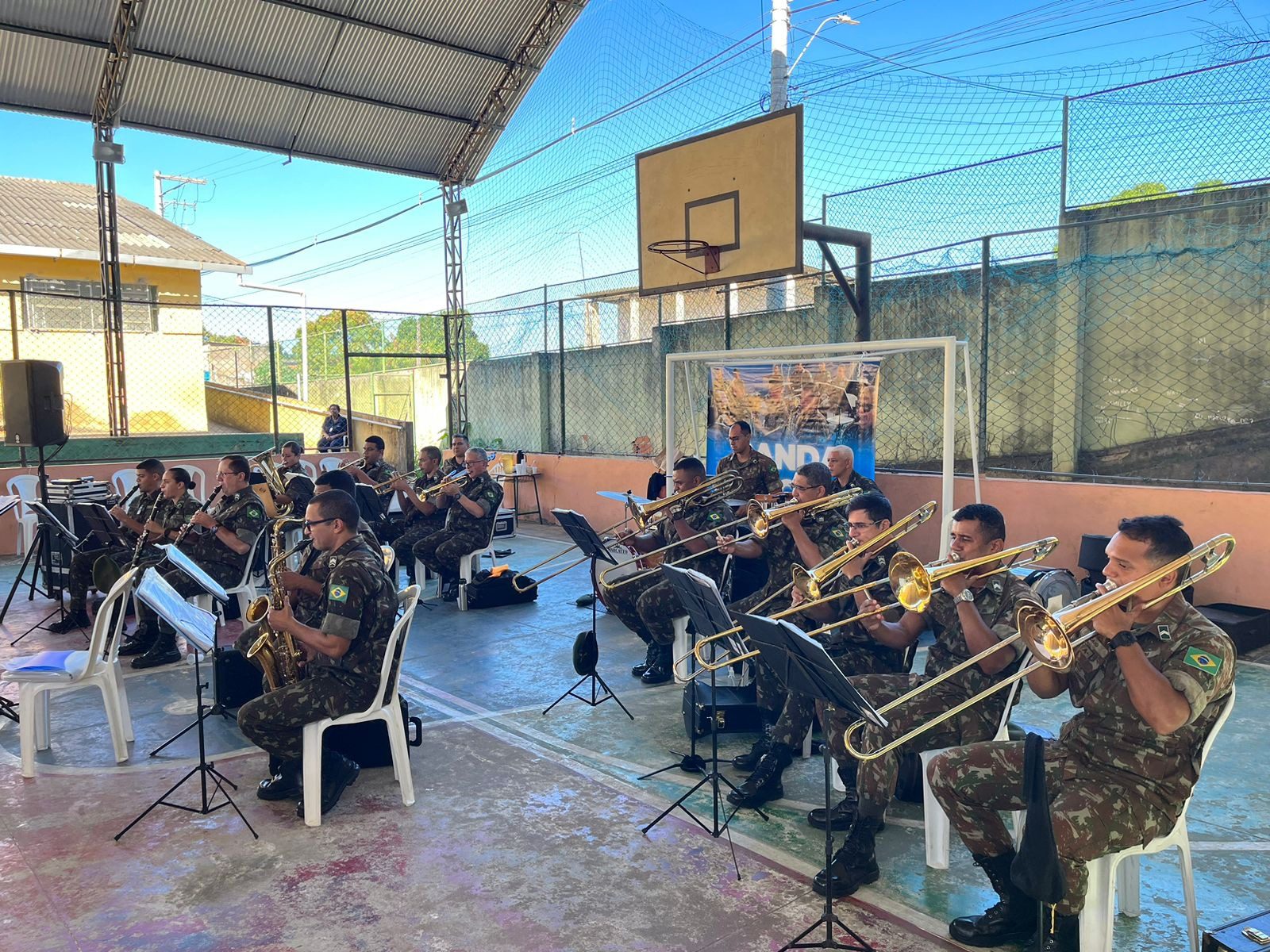 Música e animação invadem a Emef Luzbel Pretti com apresentação da banda escolar