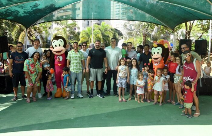 Manhã de alegria na entrega do Parque Kids em Barro Vermelho