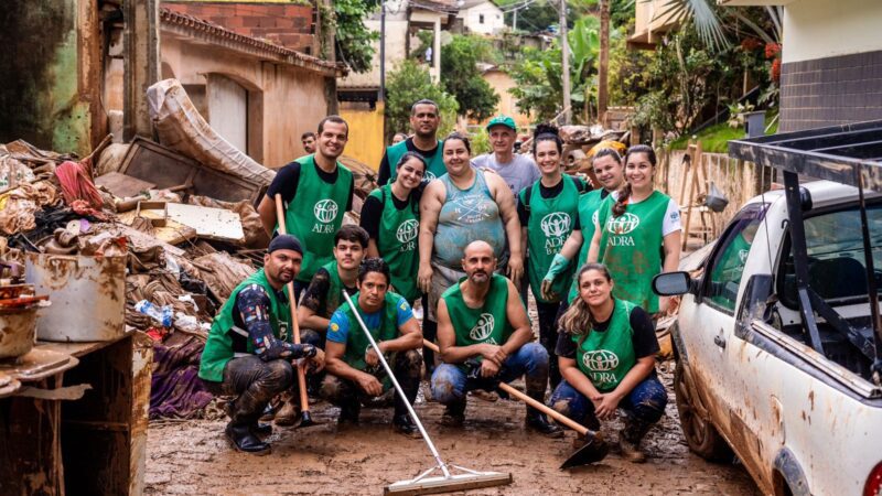 Mais de 100 voluntários chegam a Mimoso do Sul para dar suporte durante o feriado