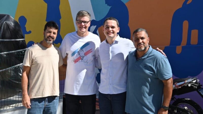Visita de Pazolini às obras da Praça Primo Bitti destaca compromisso com a infraestrutura urbana