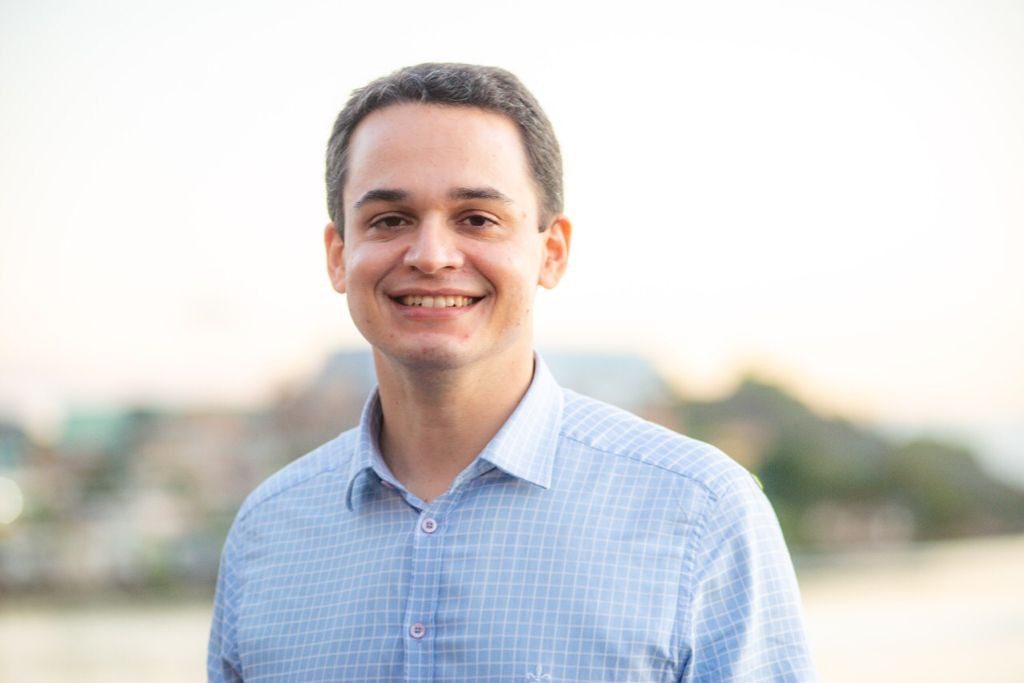 Ascensão Eleitoral em Vitória: Pazolini Pode Garantir Vitória no Primeiro Turno