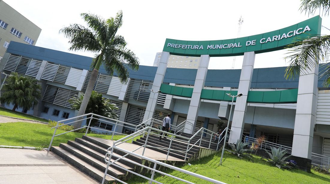 Cariacica anuncia abertura de três processos seletivos para seis cargos de nível superior e médio