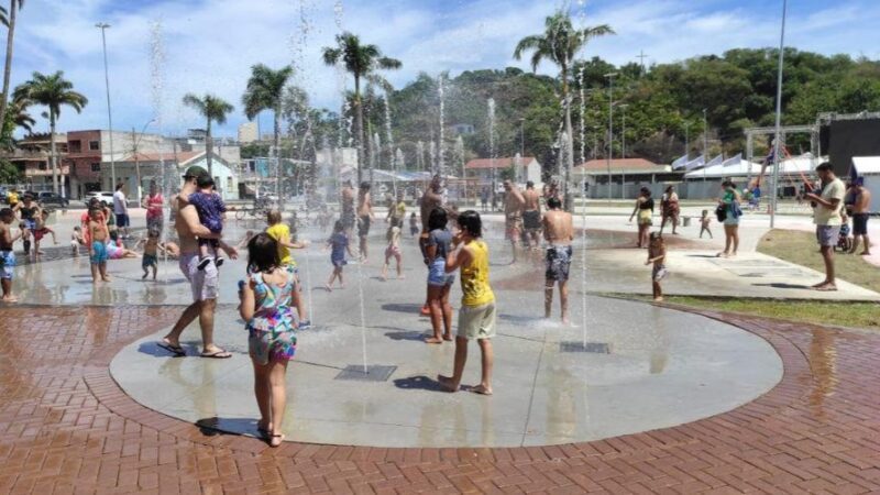 Primeiro dia de lazer no Parque da Prainha é um sucesso com muita diversão e arte