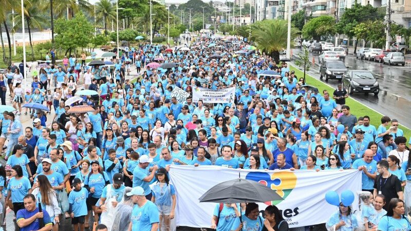 Conscientização sobre o autismo ganha destaque na caminhada da Amaes