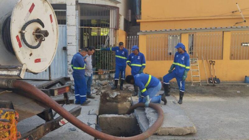 Prefeitura de Vila Velha prioriza serviço periódico de desobstrução de galerias e redes de manilha