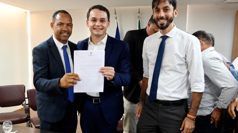 Pazolini reduz cargos comissionados com meta de economizar R$ 100 milhões até o fim do ano