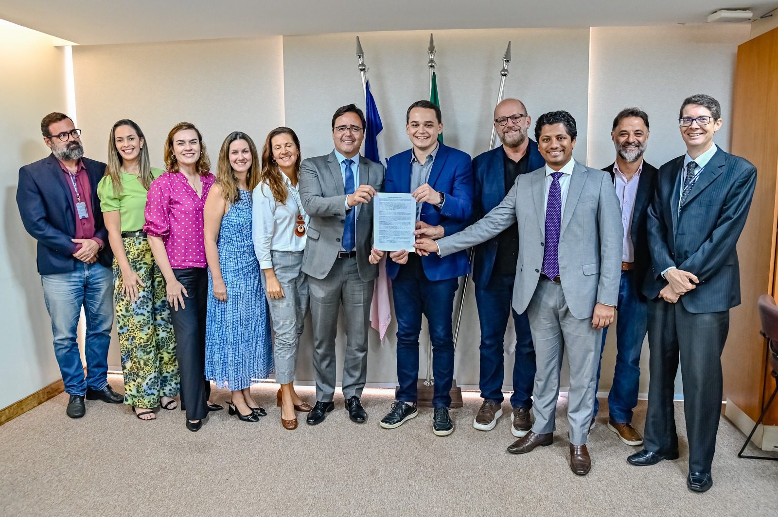 Prefeitura de Vitória e Ministério Público firmam parceria para fortalecer Núcleo de Apoio aos Superendividados (NAS)