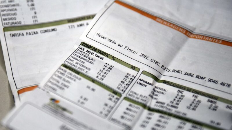 Preparem o bolso: conta de energia mais cara em maio, informa Aneel