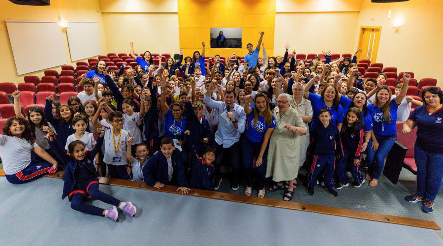 📚 Alunos do Colégio São José entrevistam o prefeito Arnaldinho Borgo