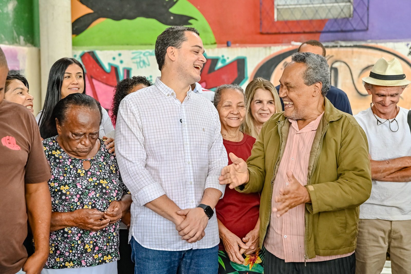 Pazolini visita obras no Bairro Engenharia