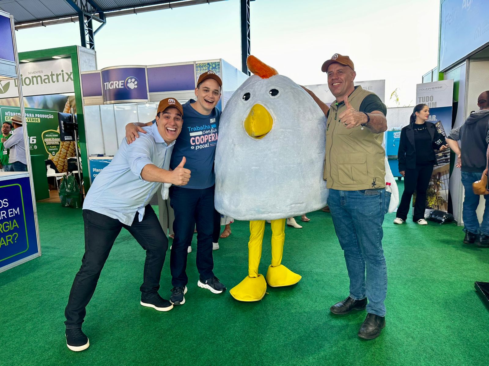 Pazolini, Evair de Melo e Erick Musso cumprem agenda em Santa Maria de Jetibá e ampliam diálogo com a população Capixaba