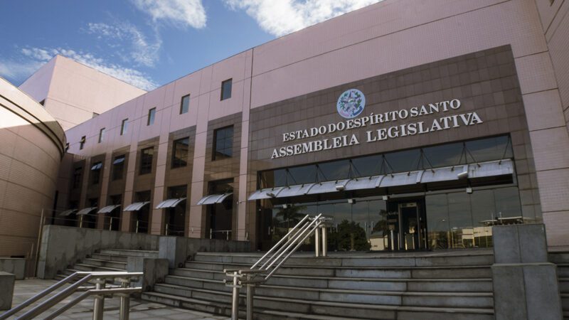 Assembleia debate medidas contra feminicídio e violência doméstica no Espírito Santo