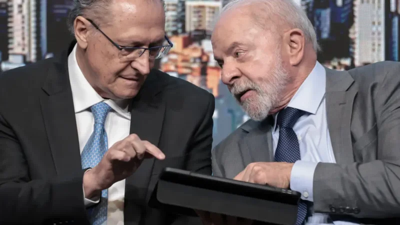 Lula anuncia novo modelo de crédito imobiliário voltado também à classe média