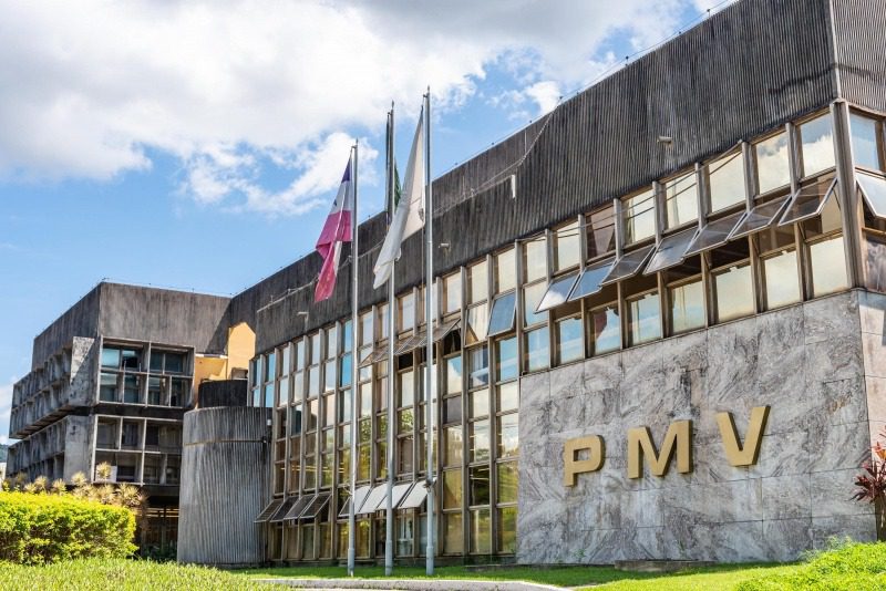 Prefeitura de Vitória oficializa nomeação de aprovados em concurso público