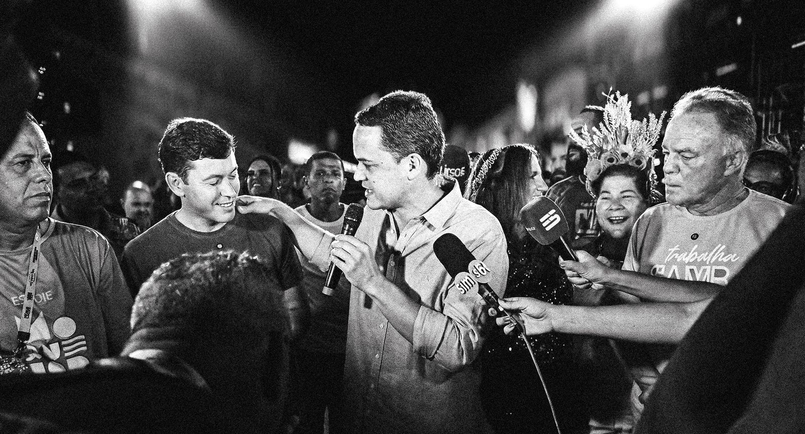 Carnaval, imagens e poder: o ensaio antecipado da disputa de 2026 no Espírito Santo