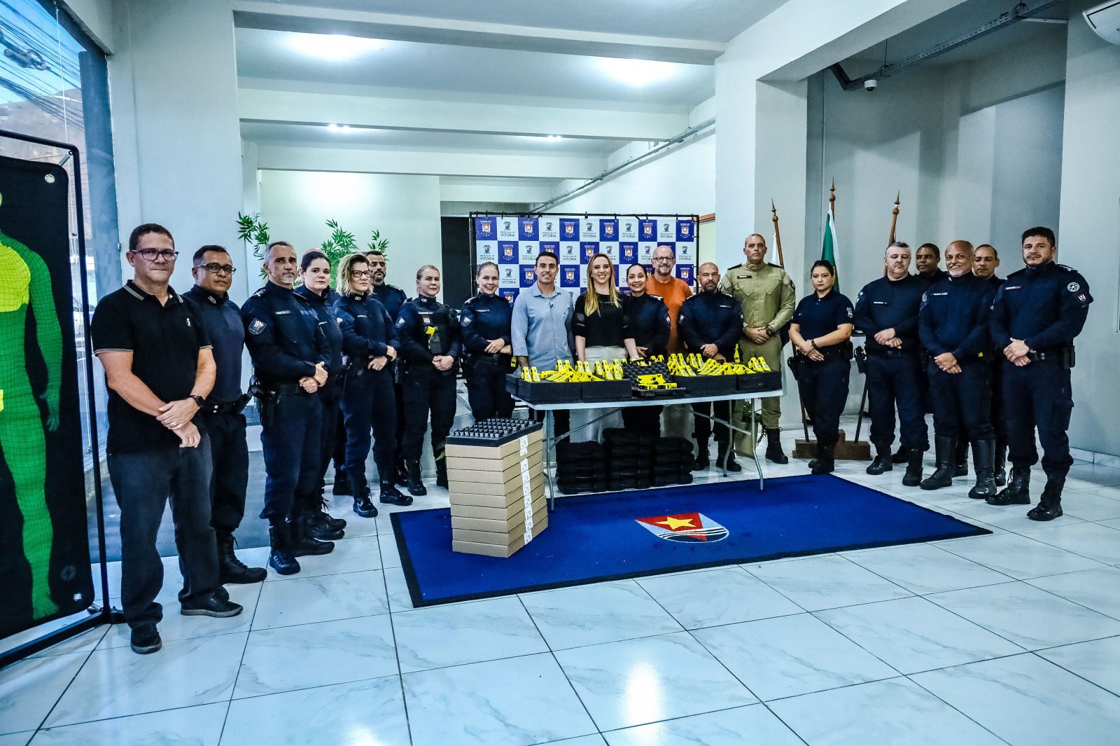 Vitória reforça segurança com 150 novas armas de choque para a Guarda Municipal