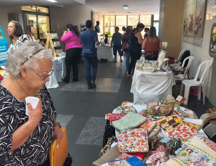 Feira em Vitória destaca empreendedorismo feminino e geração de renda