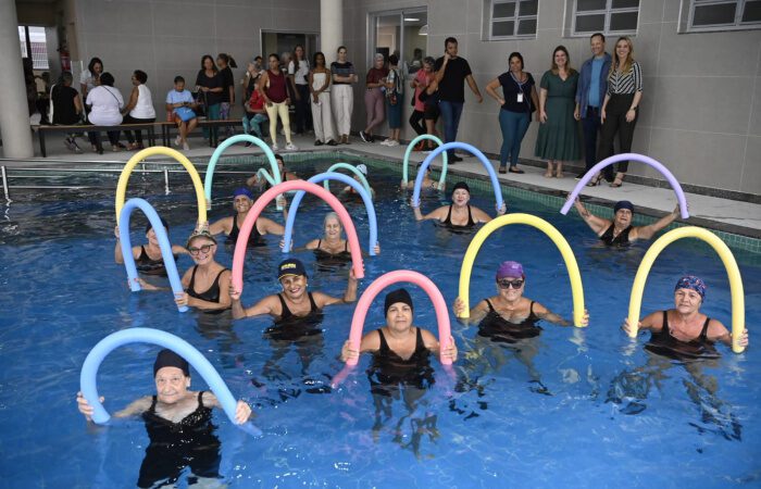 Animação e atividades físicas marcam início dos atendimentos no Cemase de Jardim Camburi