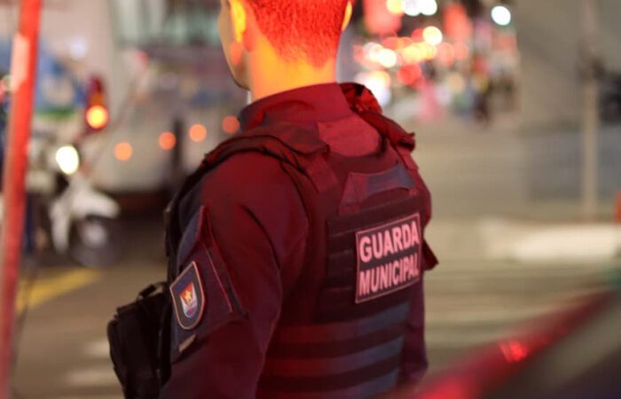 Operação da Guarda de Vitória autua 15 motoristas por recusarem bafômetro durante jogo do Brasil