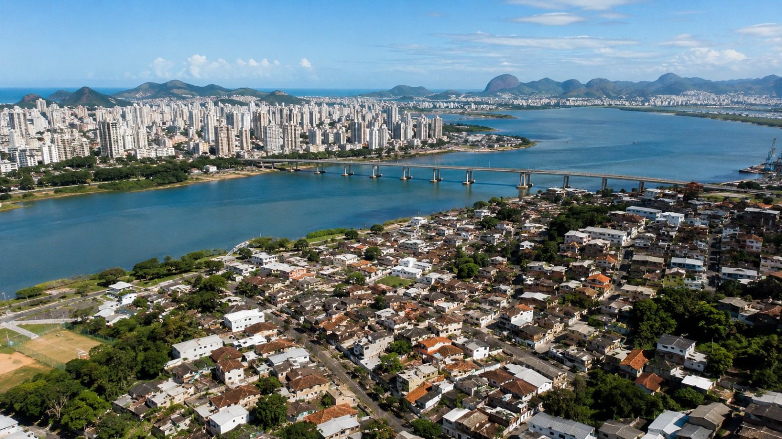 Vitória firma acordo inédito com a União e acelera regularização fundiária na capital