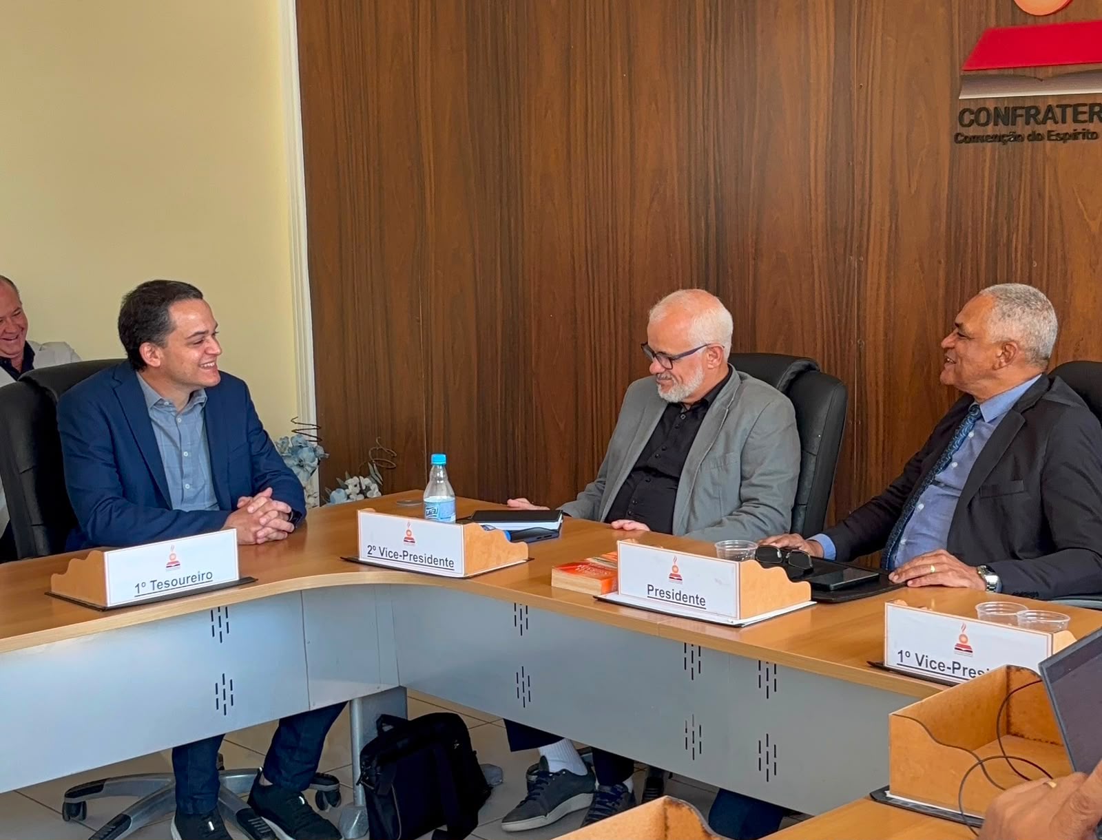 Ao lado da diretoria da CONFRATERES, Pazolini fortalece diálogo com lideranças cristãs do Espírito Santo