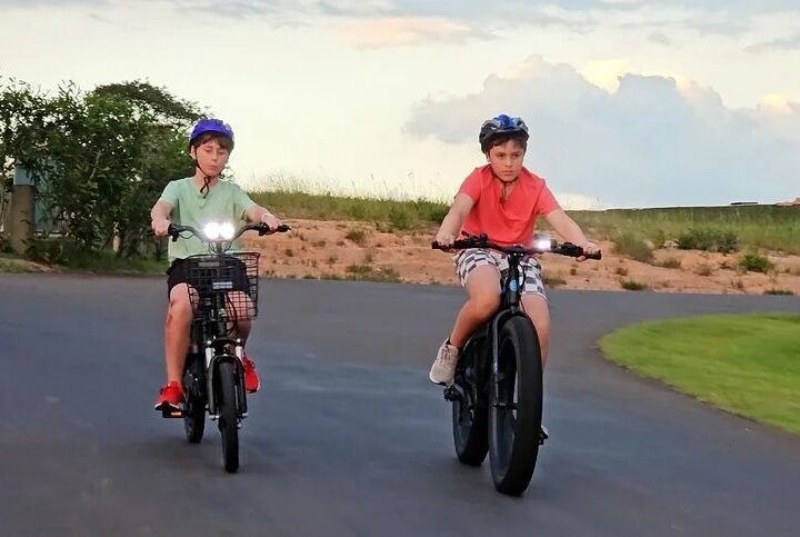 Bicicletas elétricas: proposta de Dr. Victor Linhalis cria idade mínima, exige capacete e limita velocidade