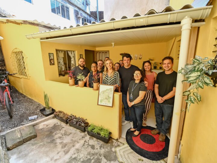 Programa Casa Feliz e Segura transforma moradia de família em Vitória e garante mais dignidade à população
