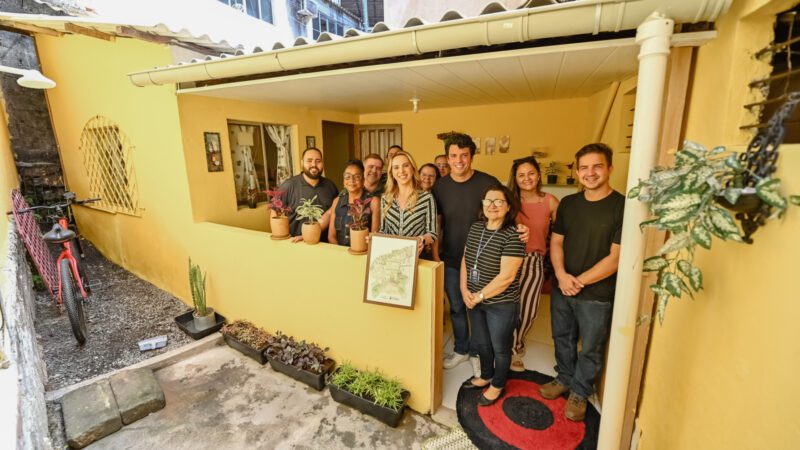 Programa Casa Feliz e Segura transforma moradia de família em Vitória e garante mais dignidade à população