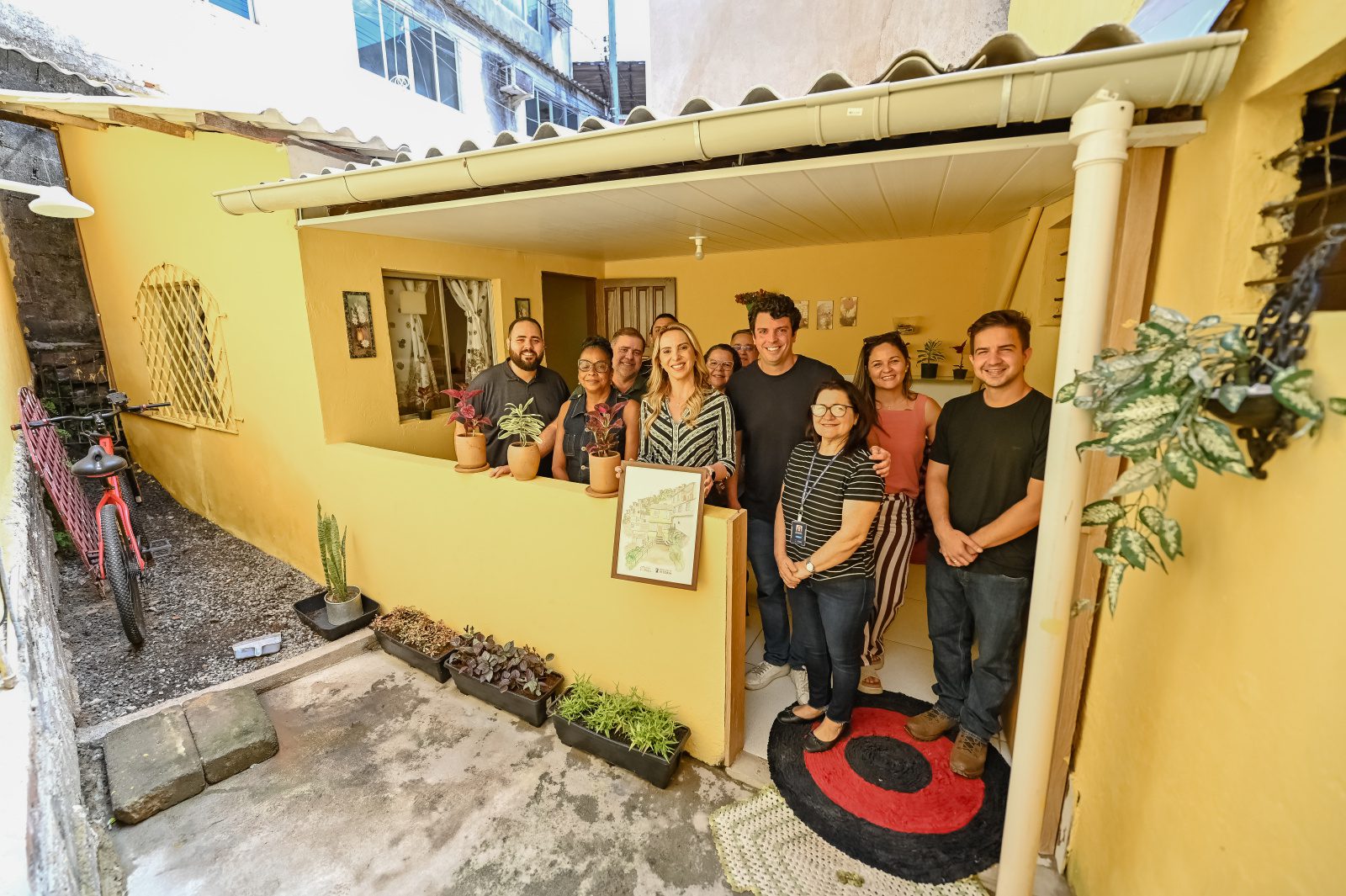 Programa Casa Feliz e Segura transforma moradia de família em Vitória e garante mais dignidade à população