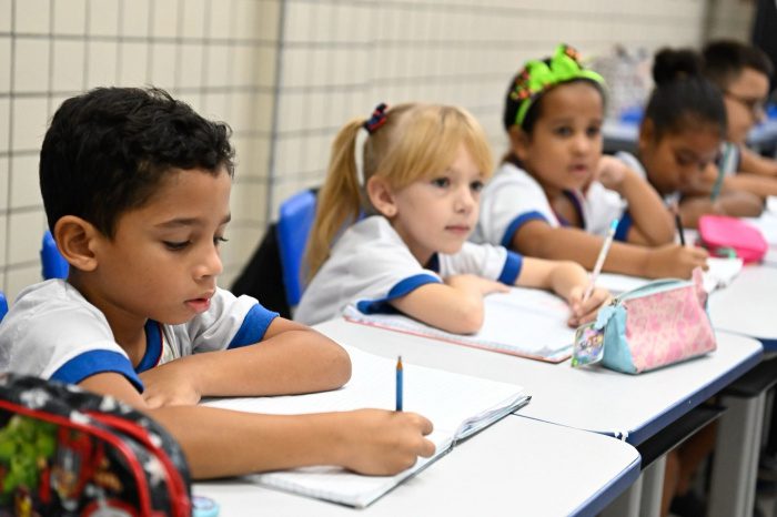 Vitória alcança maior nota da história no IDEB e lidera entre as capitais do Sudeste
