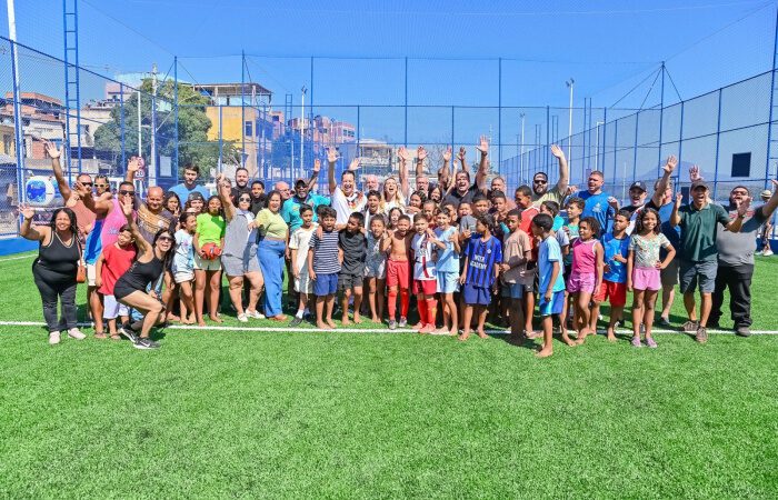 São Pedro ganha novos campos de areia e grama sintética na Praça Dom João Batista