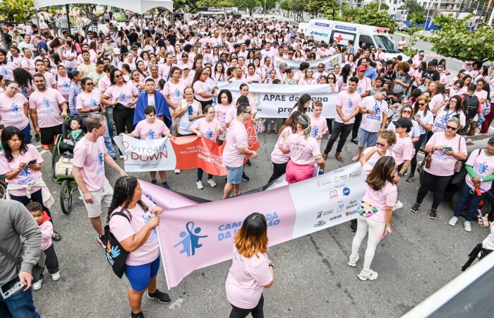 Caminhada reúne famílias em Camburi por mais inclusão e direitos das pessoas com deficiência