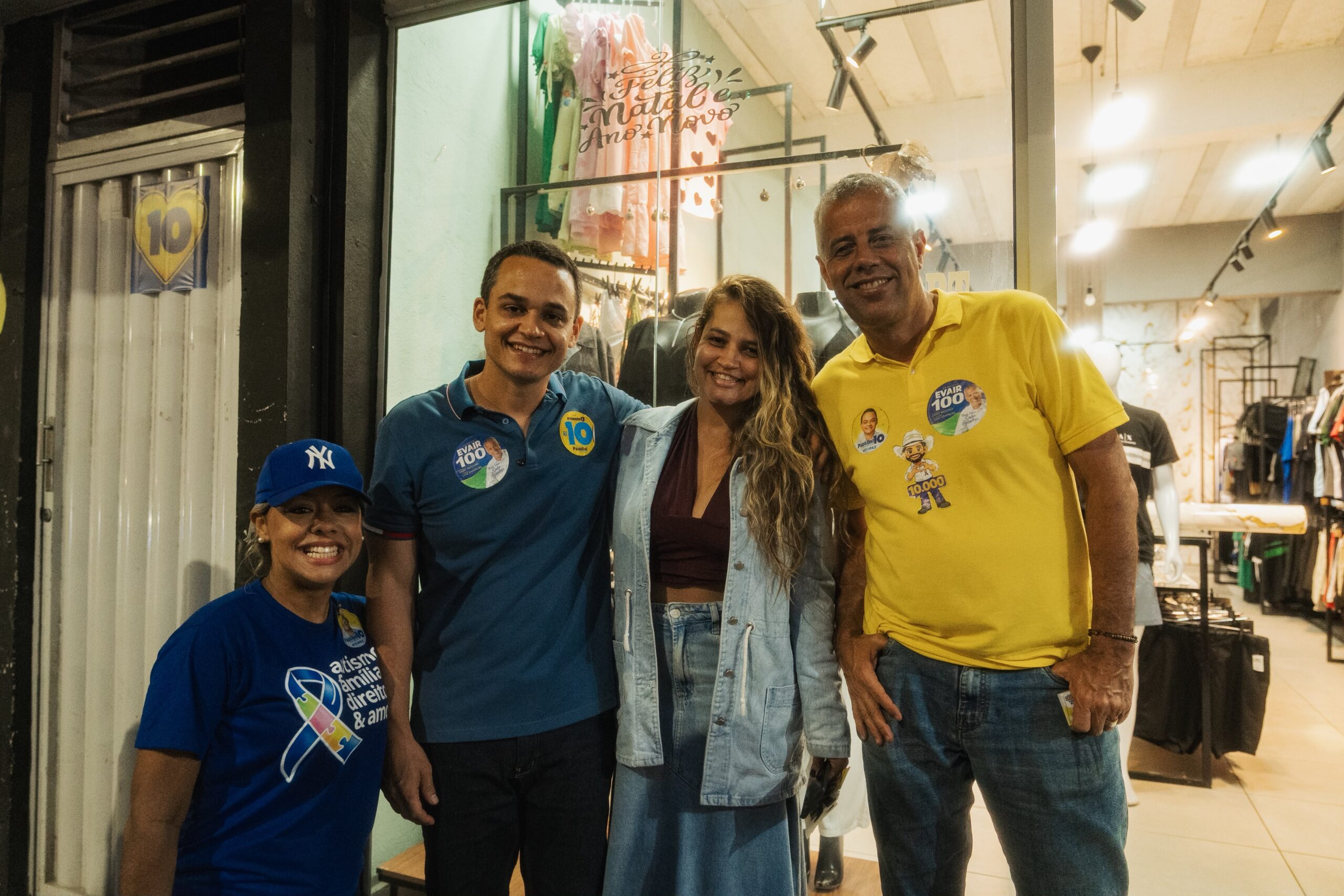 Pazolini visita bairros da Serra e é recebido com apoio da população