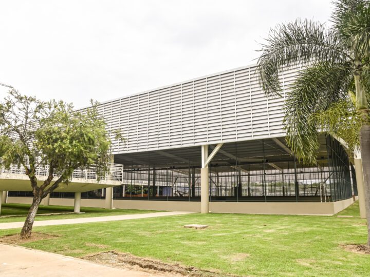 Vitória inaugura quadras cobertas do Tancredinho com programação esportiva em oito modalidades
