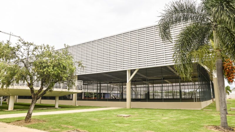 Vitória inaugura quadras cobertas do Tancredinho com programação esportiva em oito modalidades