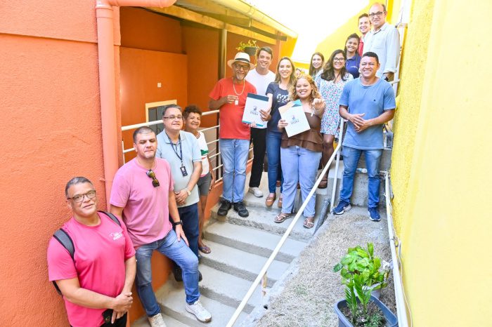 Vitória entrega casas reformadas e chega a 331 imóveis atendidos pelo Casa Feliz e Segura