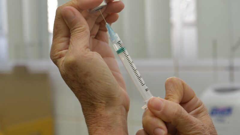 Aplicação da vacina bivalente começa nesta segunda-feira em Cariacica (27)
