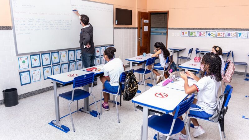 Prefeitura de Vitória nomeia mais 142 assistentes de Educação Infantil para atuar na rede
