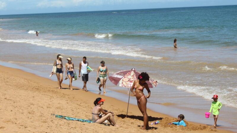 Serra promove projeto Praia Limpa neste sábado (4), última ação de verão da campanha