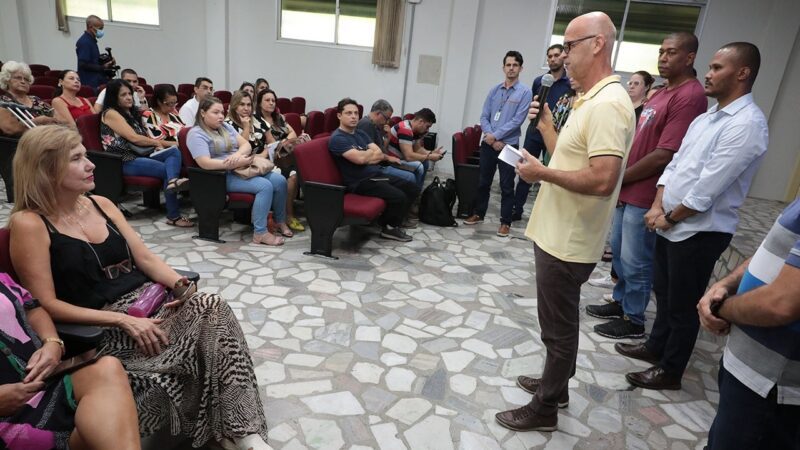 Diretores de escolas de Cariacica treinam para utilizar sistema de segurança