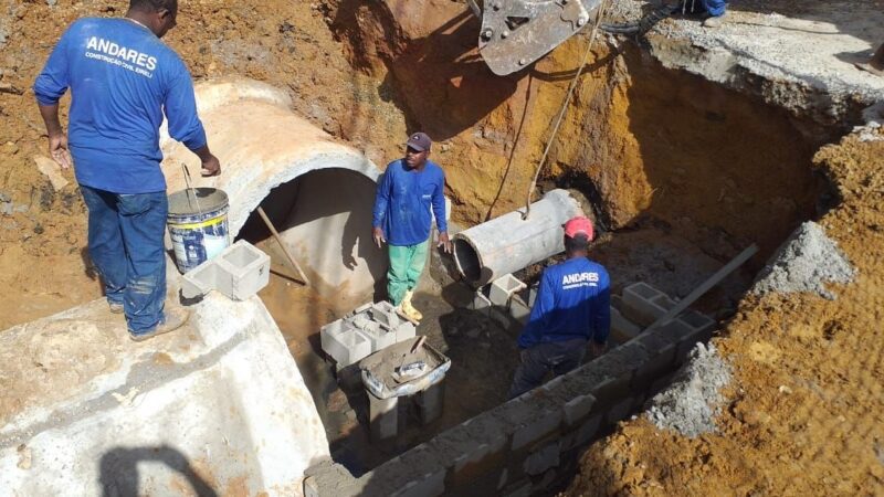 Obras sendo realizas em diversos bairros de Cariacica