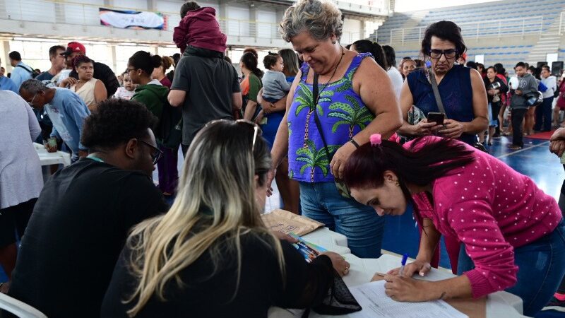 Prefeitura de Vitória leva benefício Vix + Cidadania a mais 530 famílias em ação de inclusão social