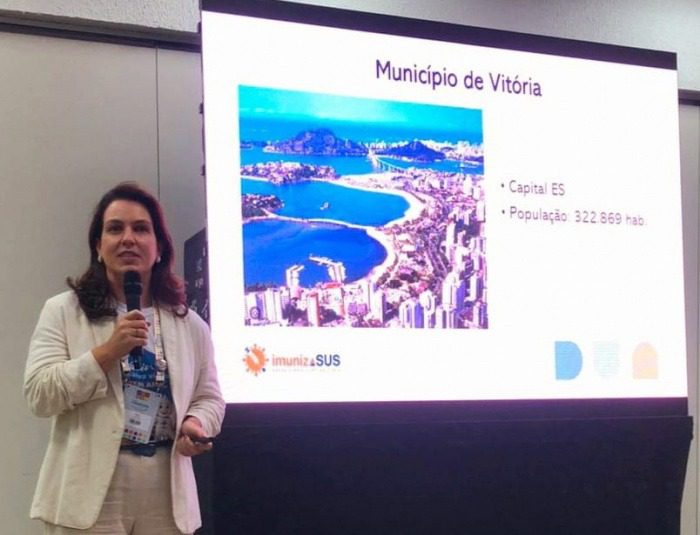 Vitória se destaca nacionalmente por sua campanha de vacinação em evento de destaque