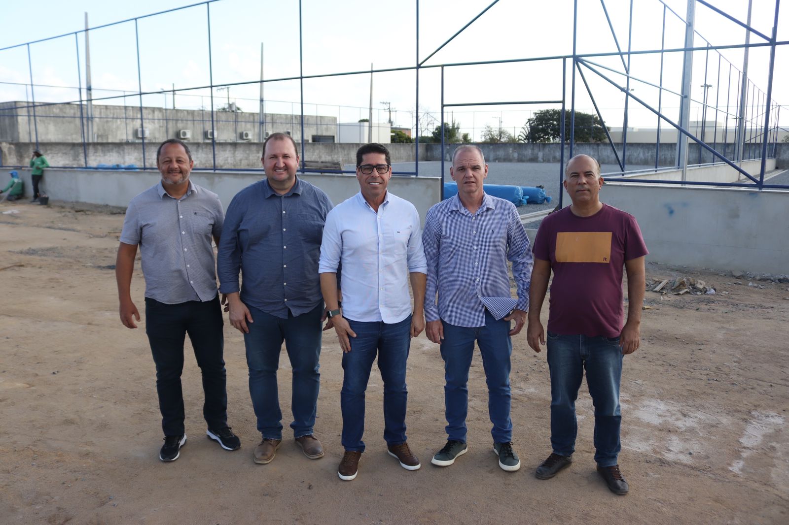 Presidente da Ales Marcelo Santos visita obras do complexo esportivo de Sooretama