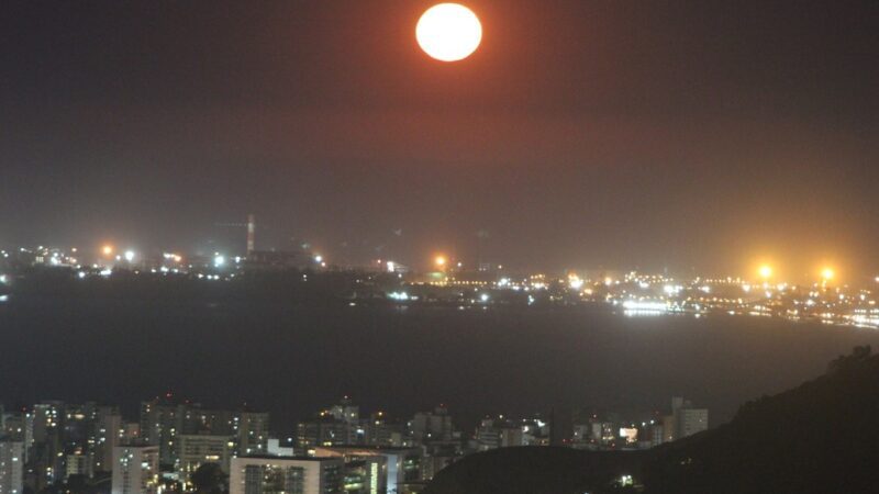 Parque de Fonte Grande estará aberto para admirar a última lua cheia de 2023