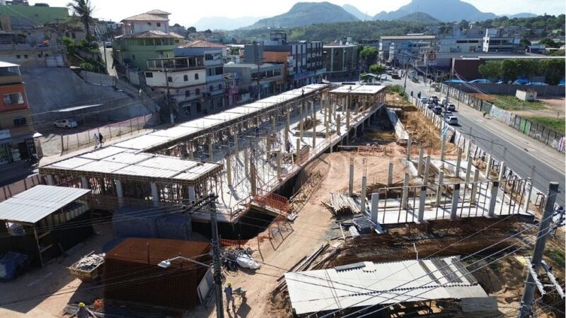 Euclério Sampaio visita local de construção do Mercado Municipal com potencial de impulsionar economia
