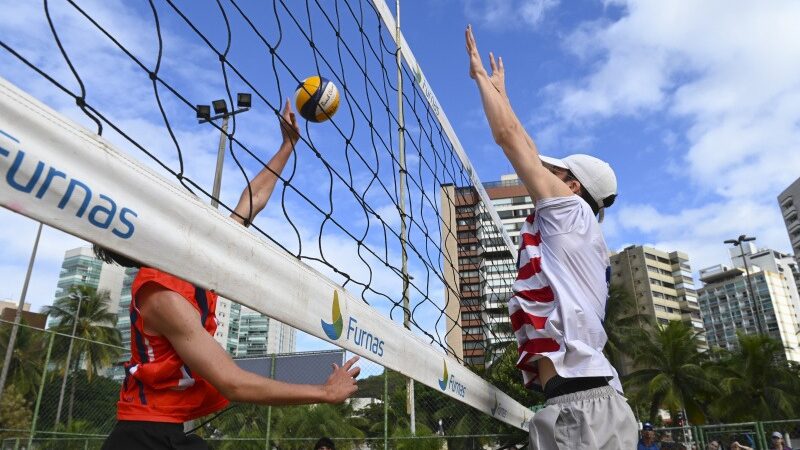 Vôlei de praia e vôlei adaptado movimentam o final de semana na Arena de Verão 2024