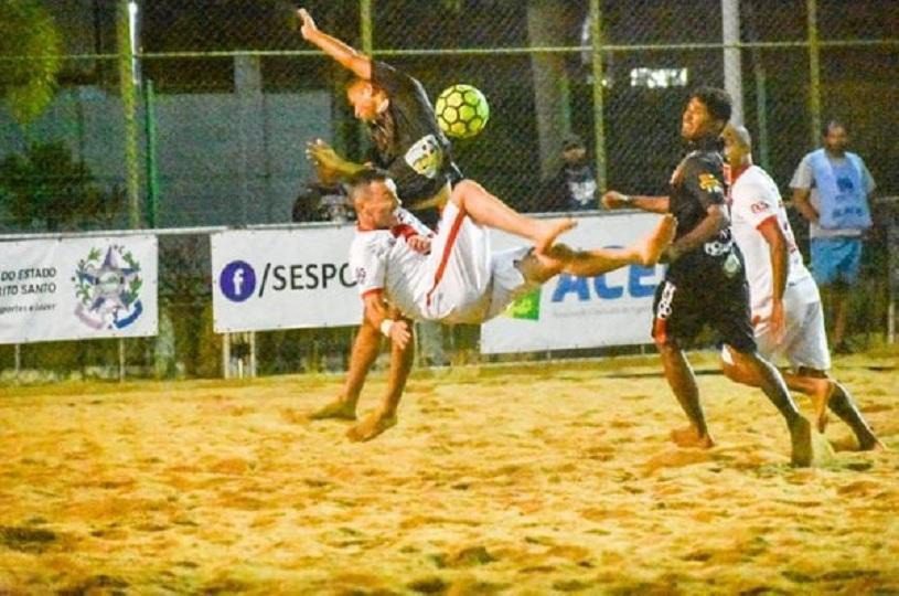 Diversão e Solidariedade: Torneio de futebol de areia agita a Arena de Verão neste sábado (13)